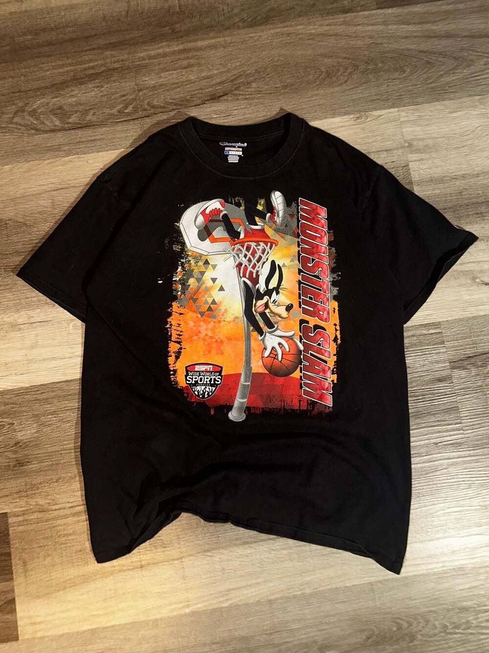 Champion Disney Goofy Monster Slam ESPN Wide World of Sports T-Shirt Size Large